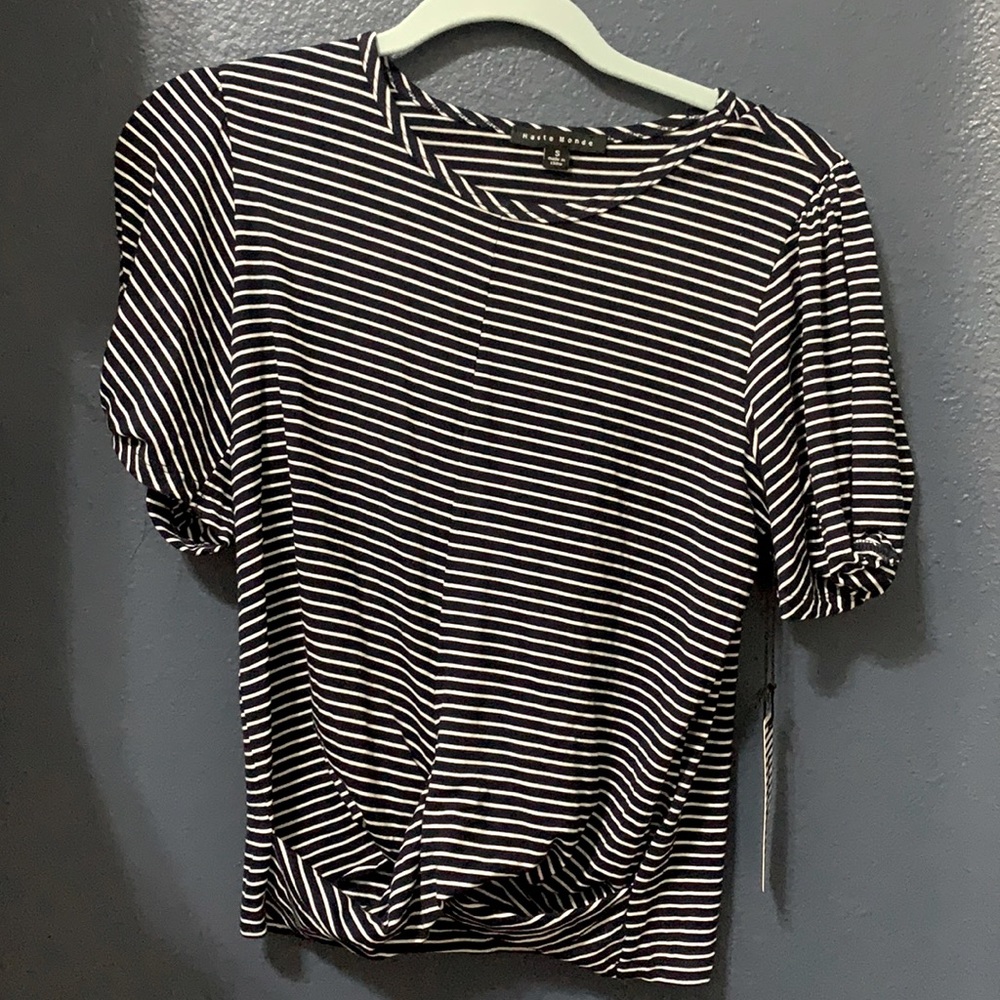 Never worn, puffy sleeves!